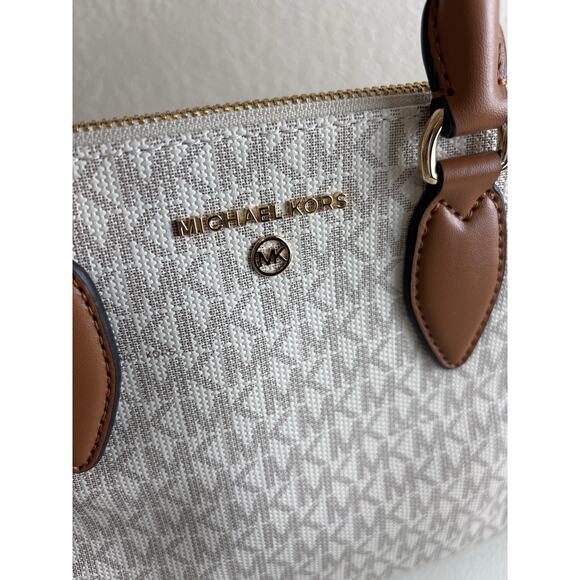 Michael Kors Sienna Medium Logo Messenger Convertible Bag Off-White and Brown - Picture 4 of 16